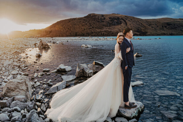 New Zealand Elopement with Amazing Lake View